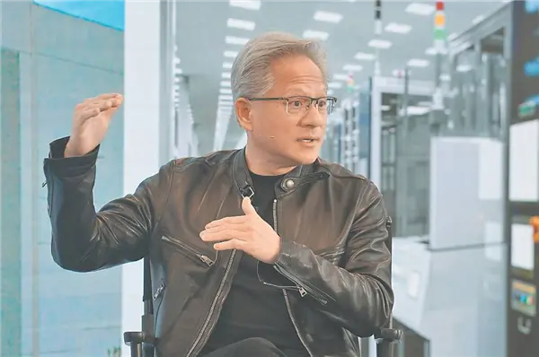 美AI工厂的背后全是台湾企业!黄仁勋:台湾拯救了美国半导体产业